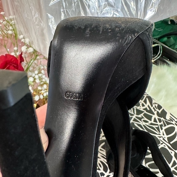 Authentic DIANE VON FURSTENBERG BLACK GLITTER AND SUEDE IRINA 5” HEELS SIZE 6.5M - Picture 9 of 14